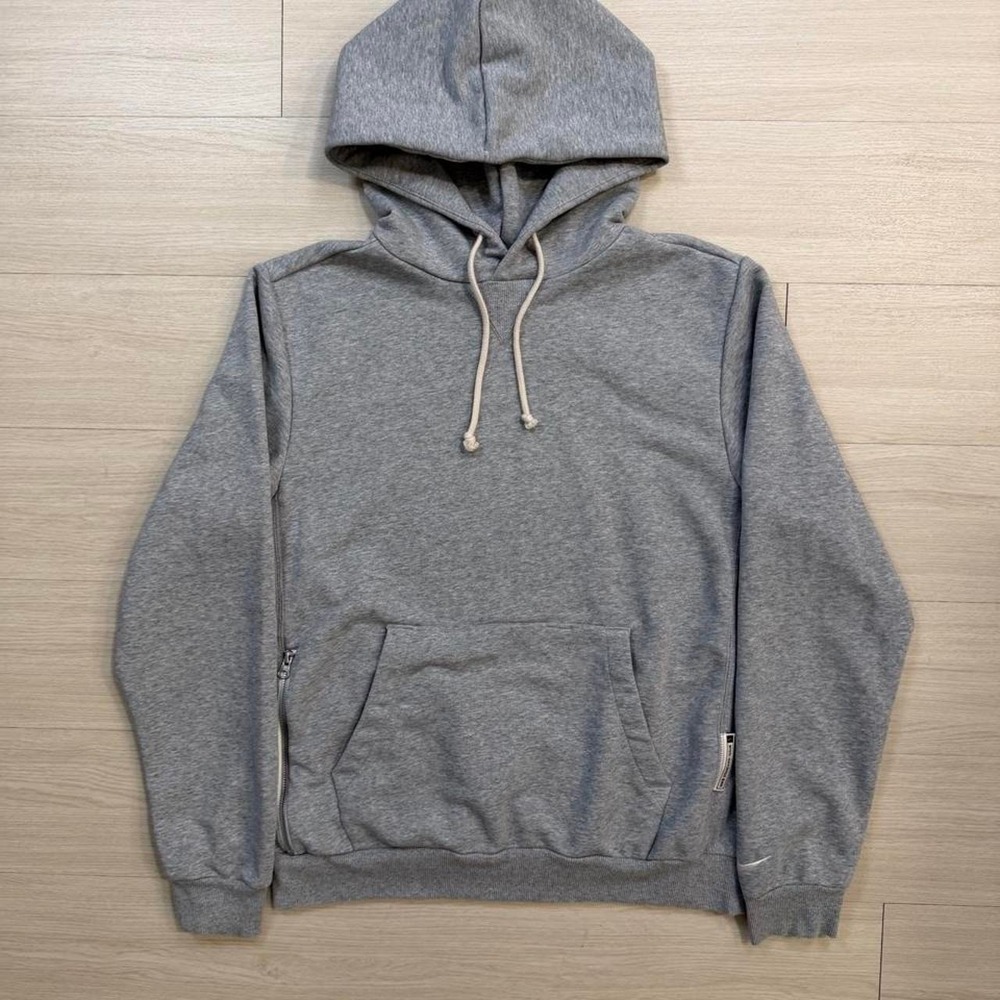 Nike Standard Issue Grey Dri-FIT Pullover Basketball Hoodie Mens Size Medium